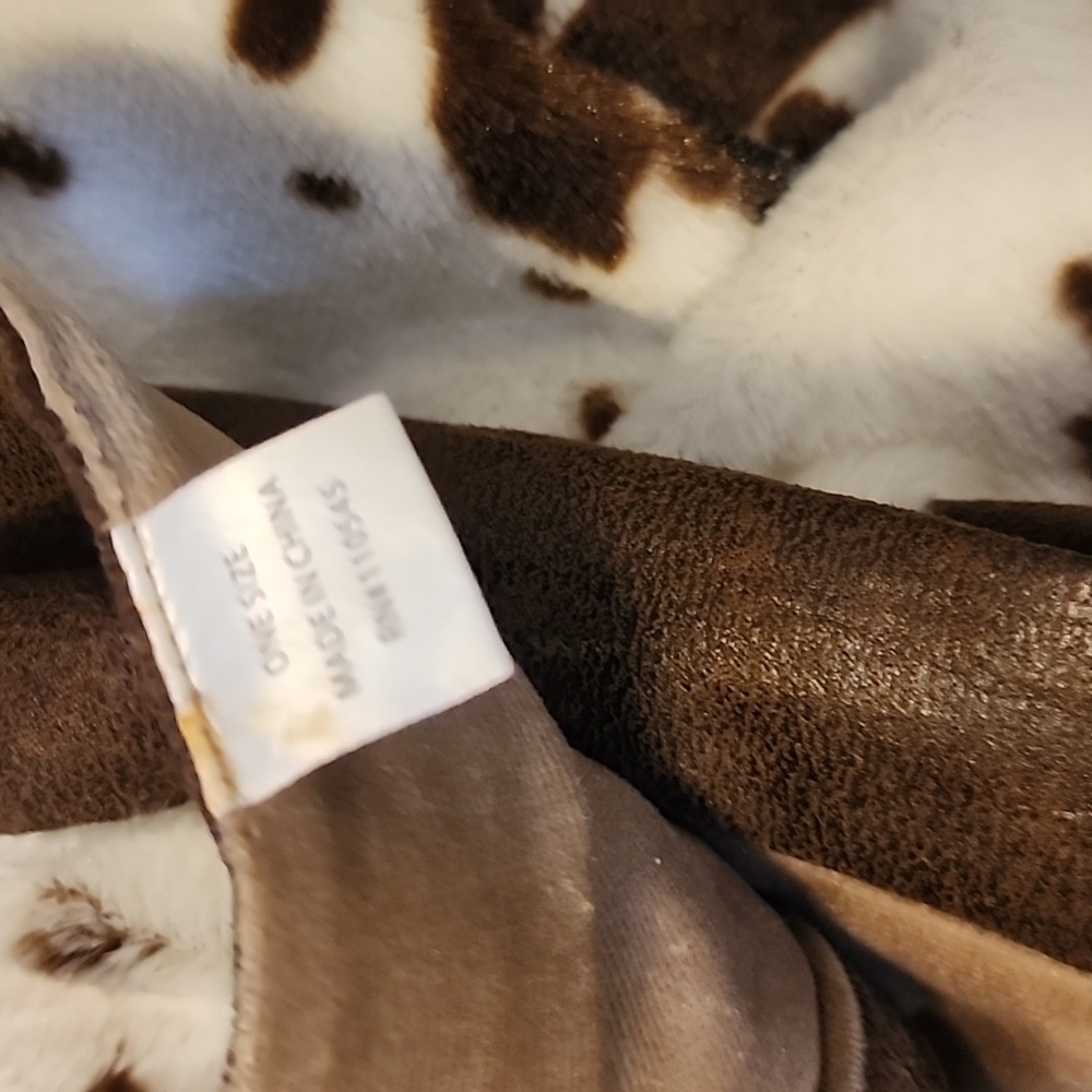 Nativo Cow Print Plush White Black Brown Print 49×60 Rug Bed Throw Western Decor - Picture 7 of 10